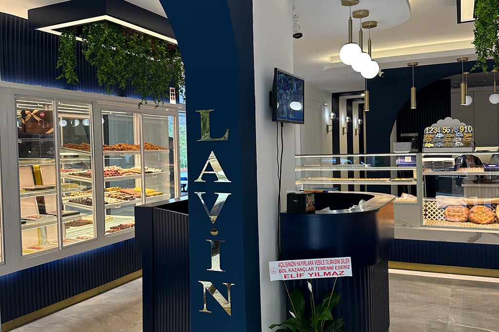 Lavin Patisserial